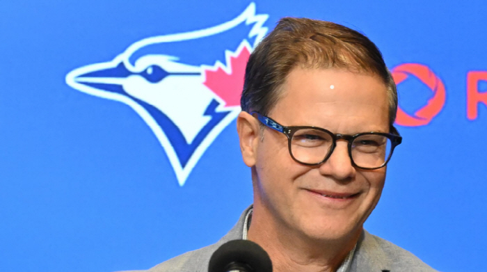 폰세 희소식! '3년 448억 딜' 달성 TOR 단장 재계약…"보기 드문…