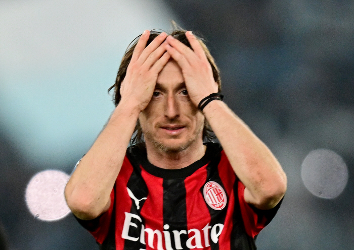 불혹에도 은퇴 없다...'백발노인' 될 때까지 뛸 예정, "나이 상관없이 뛰어난 재능"