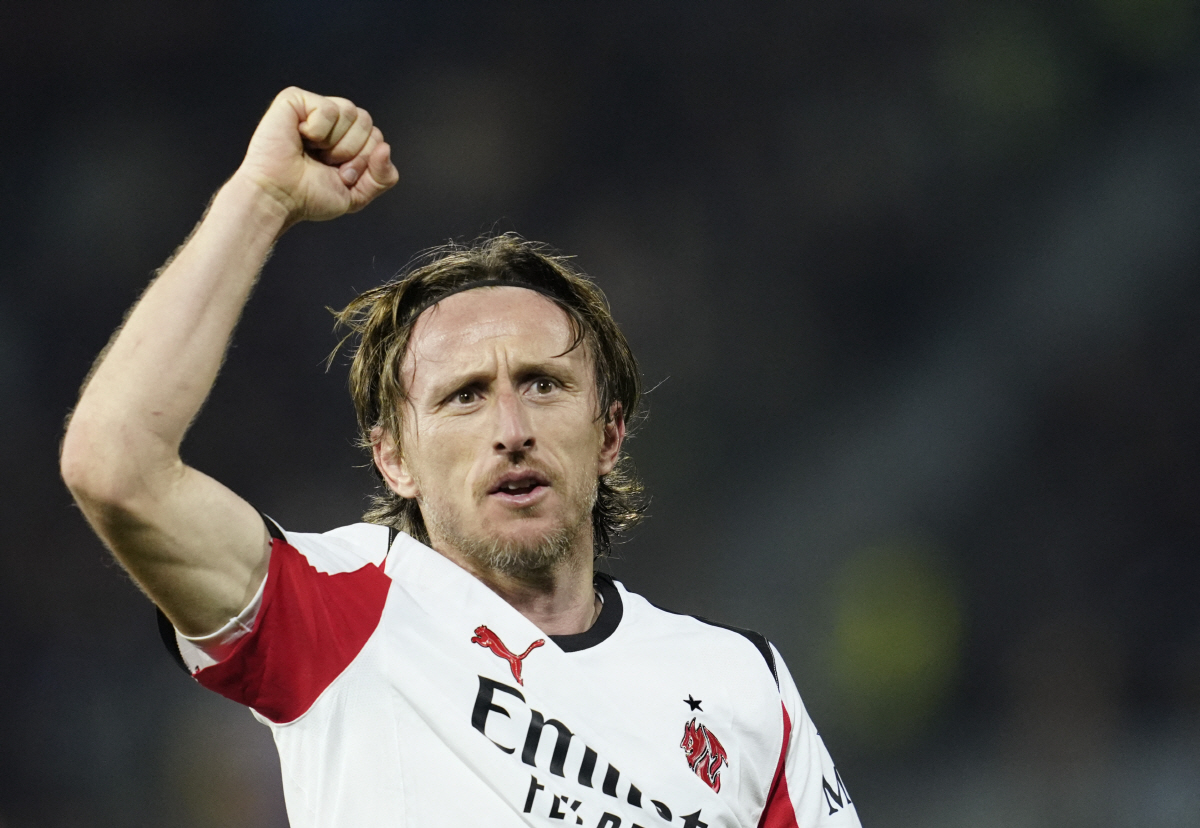 불혹에도 은퇴 없다...'백발노인' 될 때까지 뛸 예정, "나이 상관없이…