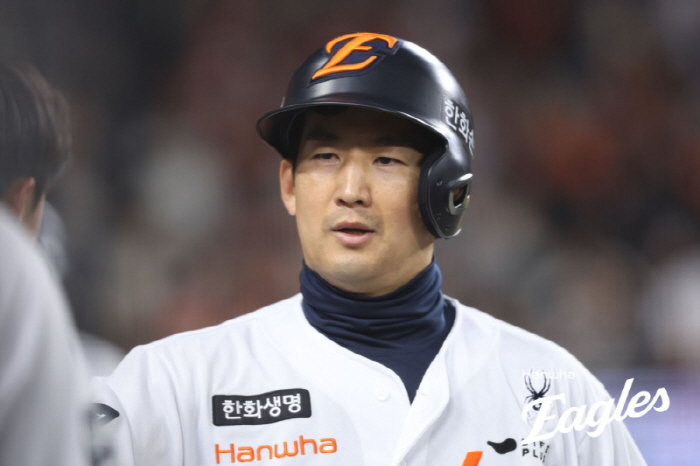 류현진 '절'하는 모습 볼 수 있을까…안방마님 '연타석포 7타점', 그런…