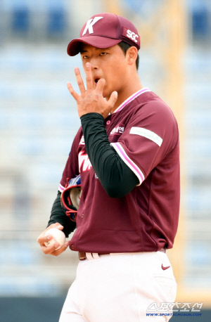 '레전드 아들', '전체1순위', '학폭논란' 박준현의 개막전은 