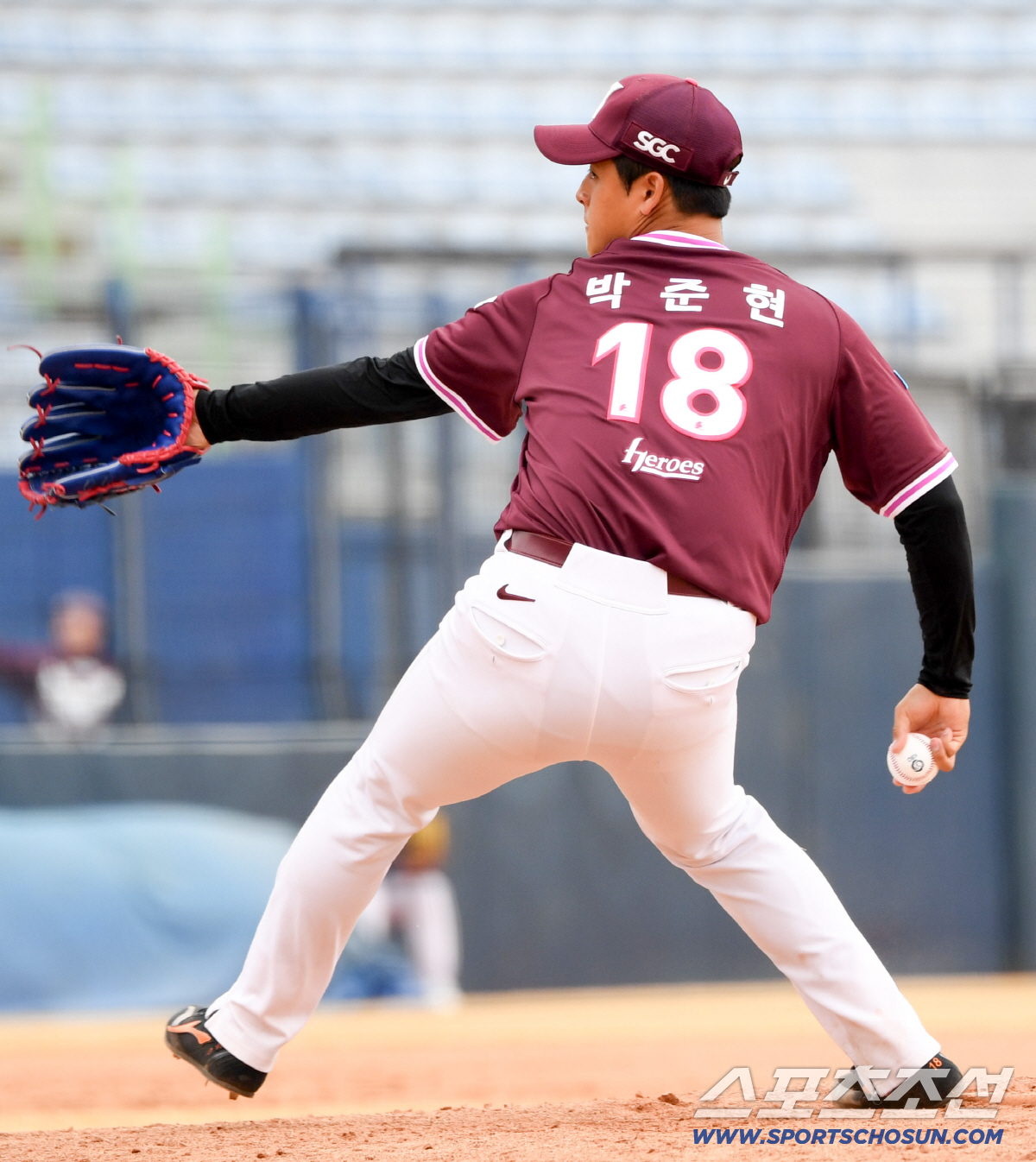 '레전드 아들', '전체1순위', '학폭논란' 박준현의 개막전은 "1군이…