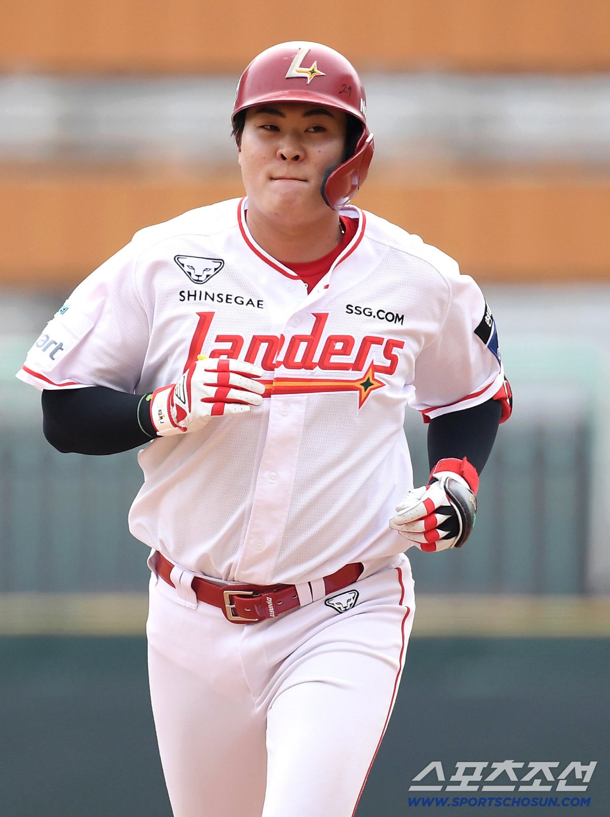 ABS 변화를 느꼈다! 멀티포 쾅쾅 비결이었나 → "조금 바깥쪽으로 치우…