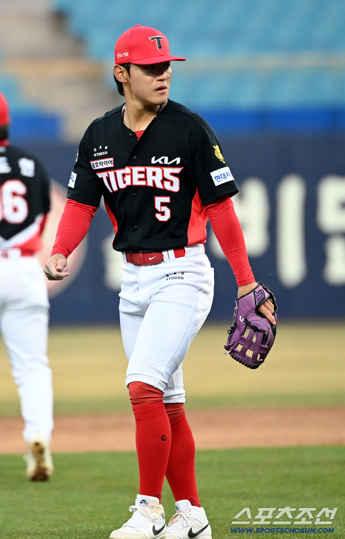 '와 압도적' 천하의 김도영 밀리나…"원래 타격으로 뽑았다, 계속 좋으면…