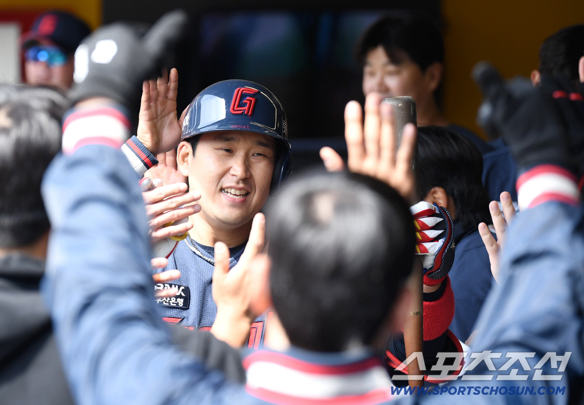 롯데 올해는 진심 다르다! 감독이 봐도 그렇다 → 김태형 감독, 솔직 고…