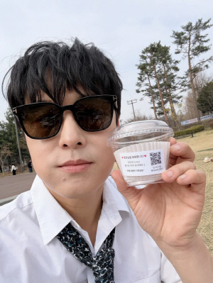 김동완, 신화 28주년에 결국 고개 숙였다…