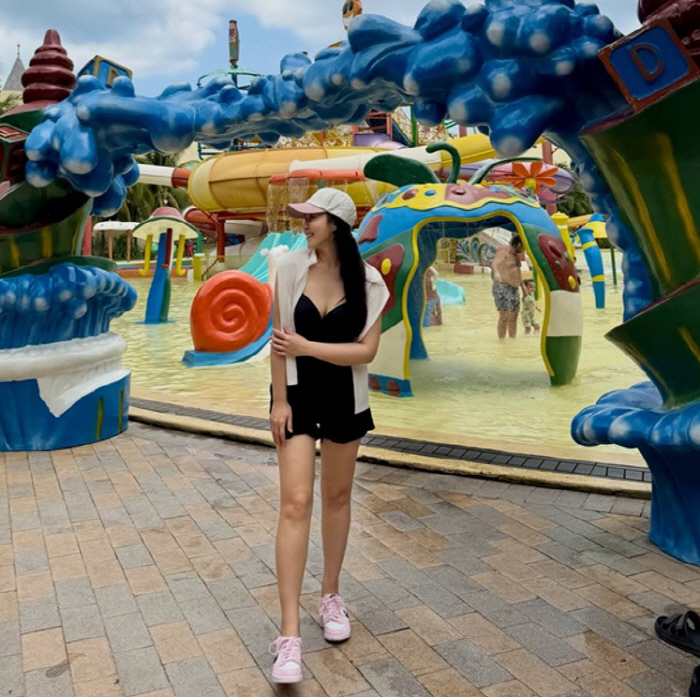 '최동석과 이혼' 박지윤, 뻥 뚫린 수영복..55kg 완벽 몸매