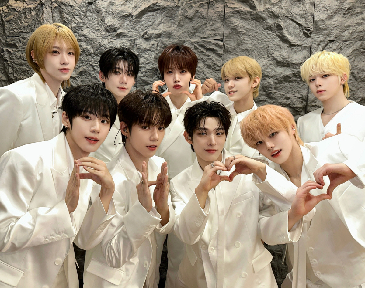 [단독] 아홉, F&F와 7년 전속계약 연장…오디션 프로젝트 그룹 최초