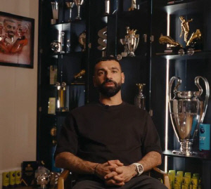 [공식 발표]'손흥민의 대탈출' 후 1년만 '킹 파라오' 살라도 떠납니다…