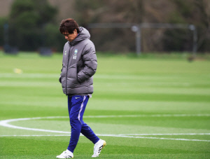 '홍명보호' 마지막까지 경쟁 또 경쟁…'황인범 대체자' 김진규 OK?→스리백 테스트?