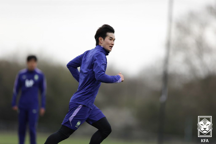 '홍명보호' 마지막까지 경쟁 또 경쟁…'황인범 대체자' 김진규 OK?→스…