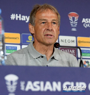 손흥민 충격 받아 쓰러질라, 토트넘 임시 감독이 '韓 역대 최악' 클린스만?...BBC피셜 등장 