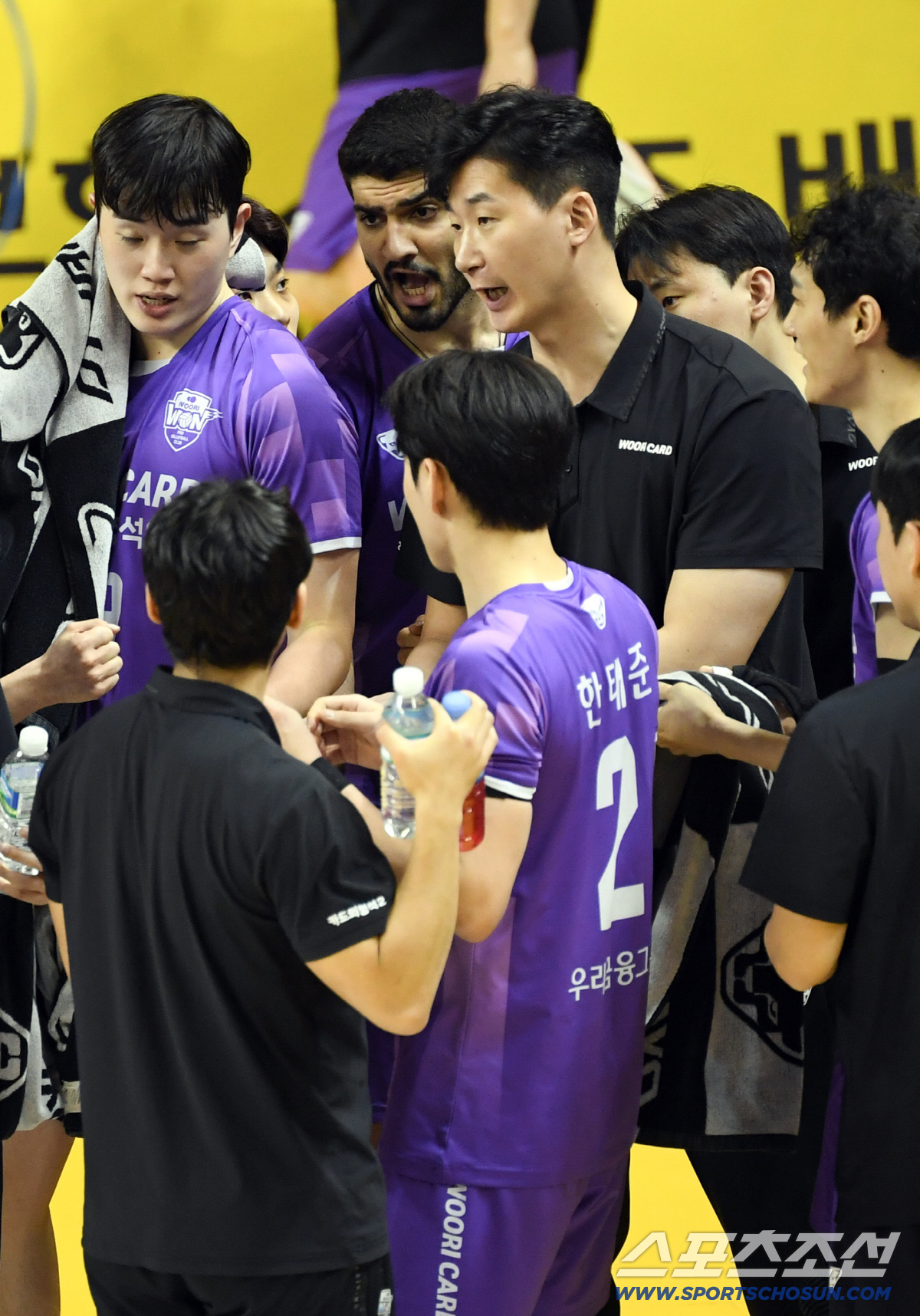 '준PO에서 셧아웃이라니!' 압도적 우리카드, PO 진출 확정…KB 탈락…