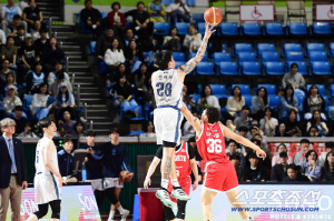 [현장분석] 천적마저 잡아냈다! 파죽의 10연승. 켐바오 동점, 이정현 역전 3점포! 소노 태풍 SK도 넉다운, 왜 소노는 PO가 더 기대될까?