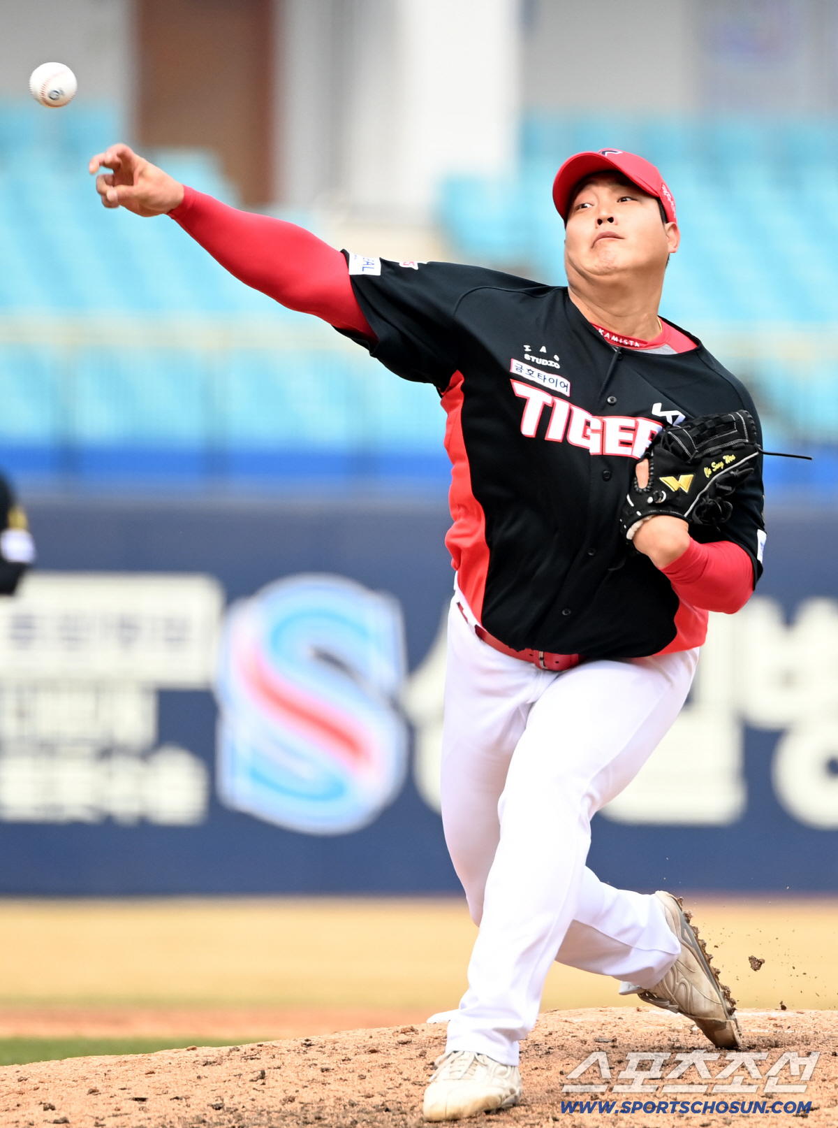 '2년 특약' KIA 벌써 이탈 걱정해야 하나…'15억 절치부심' 심상치…