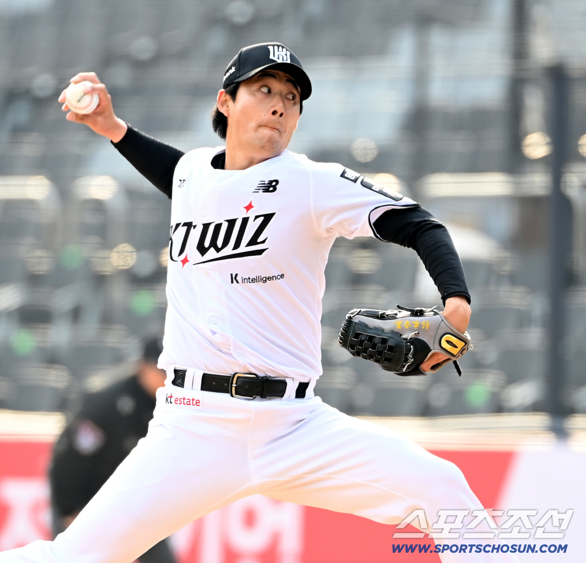 'KBO 역대 최초' 한화 왕옌청 1위 칭찬일색…'0표' 롯데·삼성 충격…