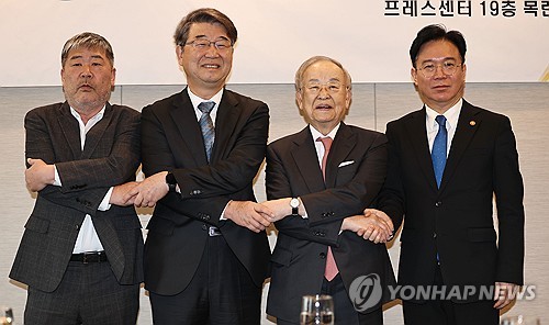 李정부 첫 `노사정 대표 만남`…"사회적 연대의 새로운 출발점"