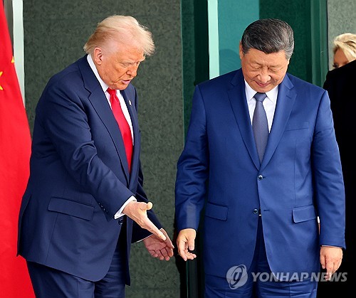 [미·이란 전쟁 한달] 손익계산서 살펴보는 中…경제적 부담 vs 정치적 이득