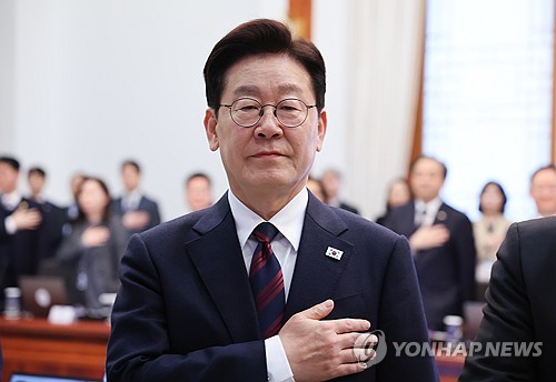 李대통령 지지율 69%로 취임 후 최고치…민주 46%·국힘 18%[NBS]