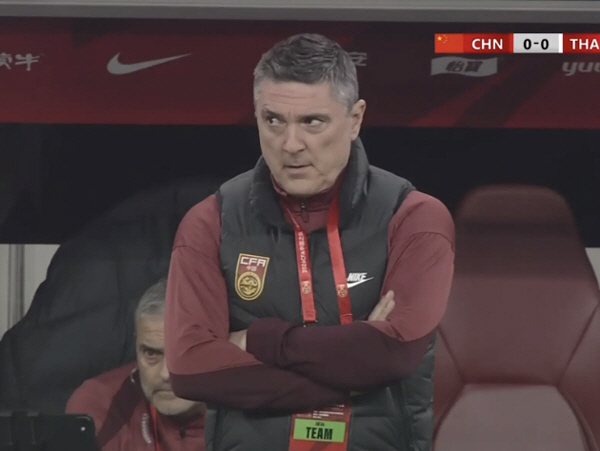 "중국, 또 싸웁니다" 태국전 '0-2→2-2' 죽다 살아나, 경기 막바…