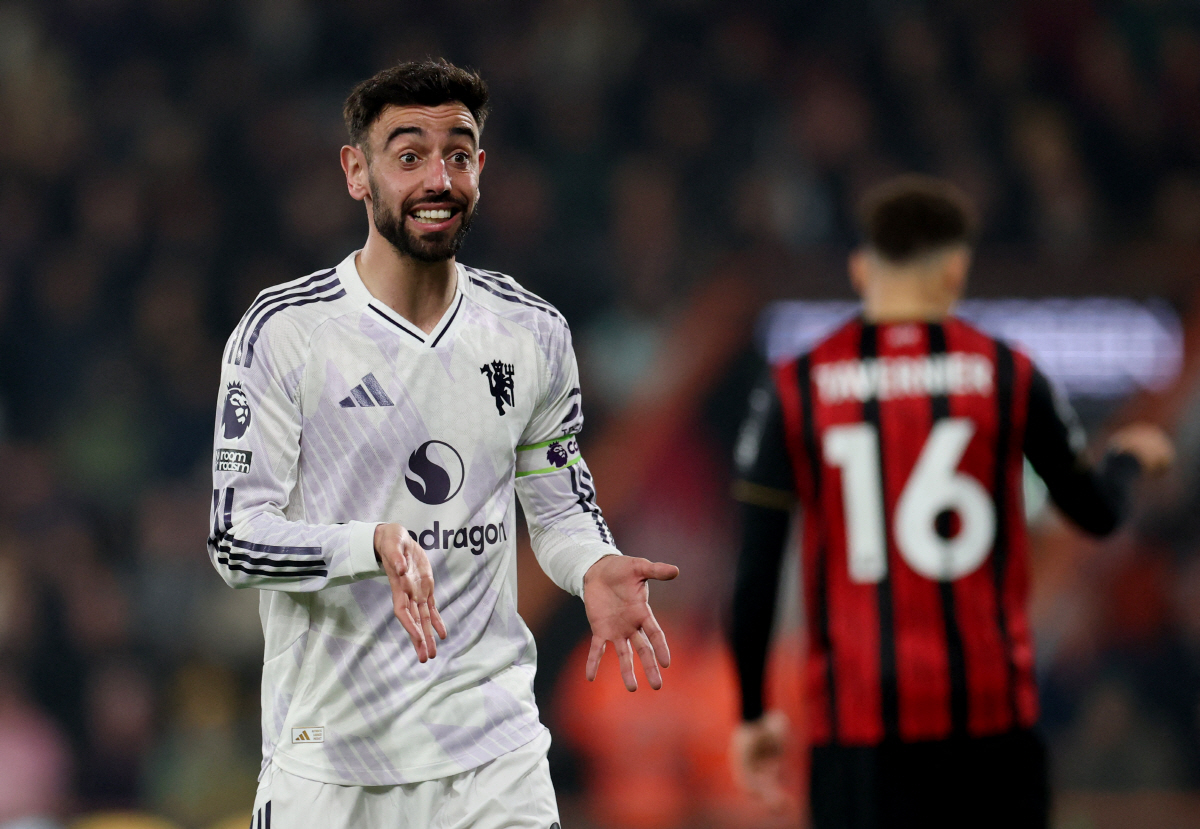 "캡틴 브루노 이적 고려" 맨체스터 유나이티드 최악의 변수 '펑' 터졌다…