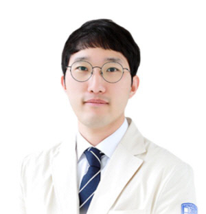 서울성모병원 윤승근 교수팀, '영상 유도 흉관 삽입 장치' 특허 등록…글로벌 진출 예고