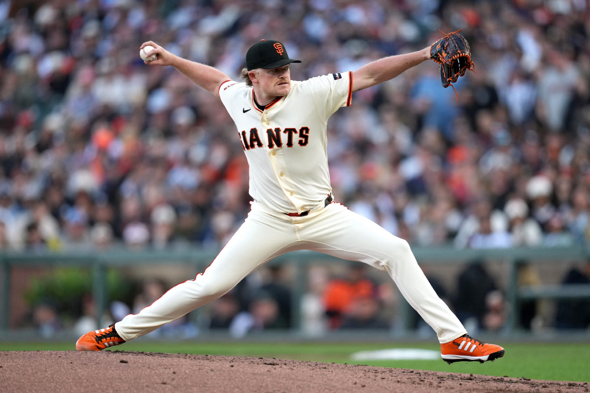 [MLB 리뷰]이정후, 3년 연속 개막전 선발 '4타수 무안타' 침묵…S…