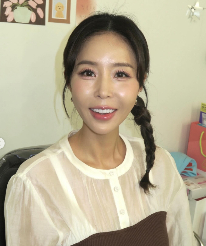 '5월 결혼' 신지, 살 얼마나 뺐길래...턱선이 '완전 다른 사람'