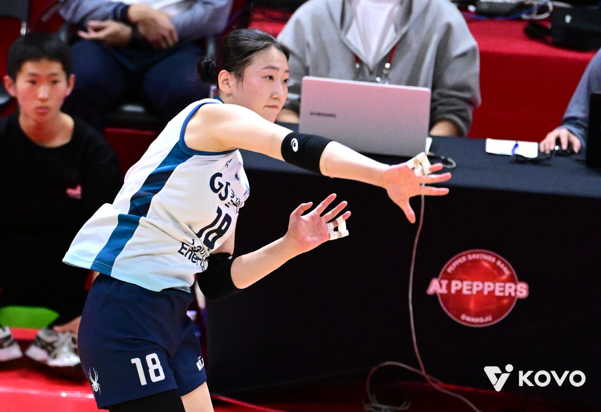 "정지윤 왔습니다" 현대건설, 천군만마 등장? …GS칼텍스는 '권민지 스…