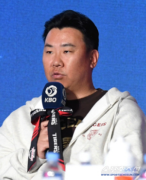 이건 자랑할만 하지...이범호 감독은 왜, 내 새끼 자랑할 시간에 