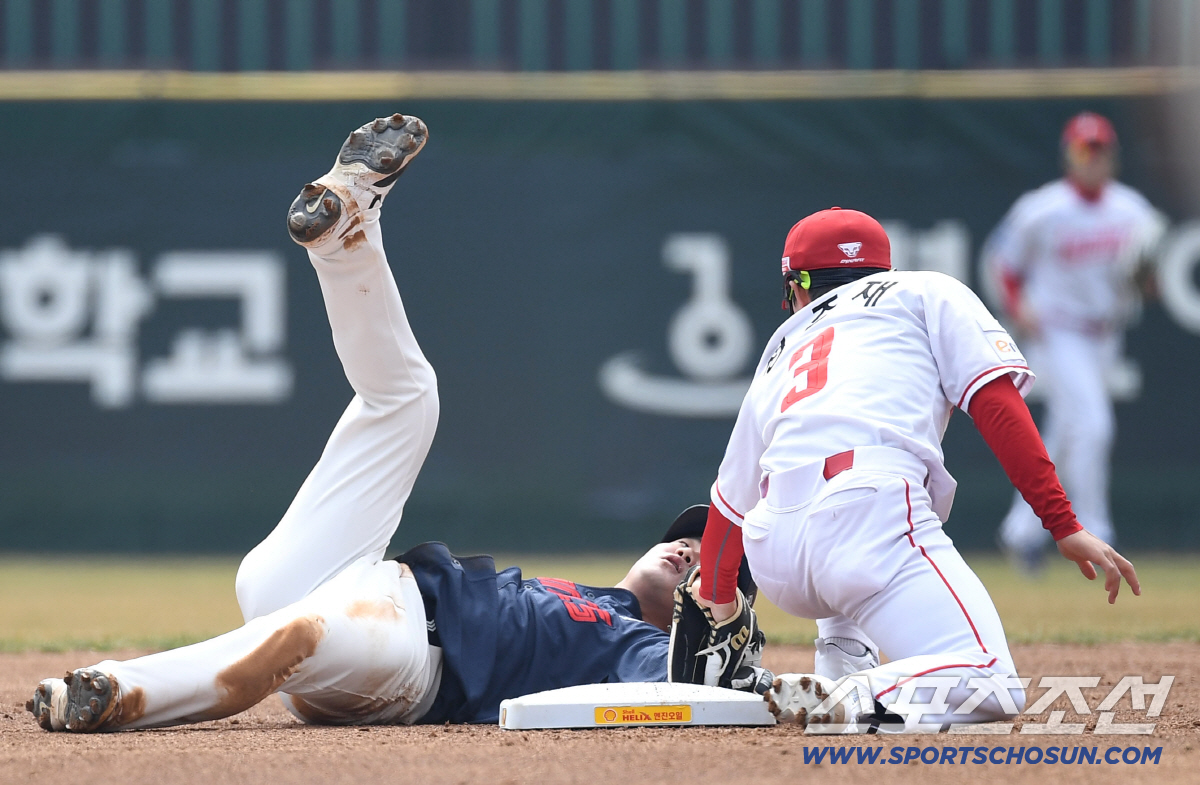 LG 대항마, 삼성이라고? '김현수 더비' 주목, "살다 살다"  롯데'…