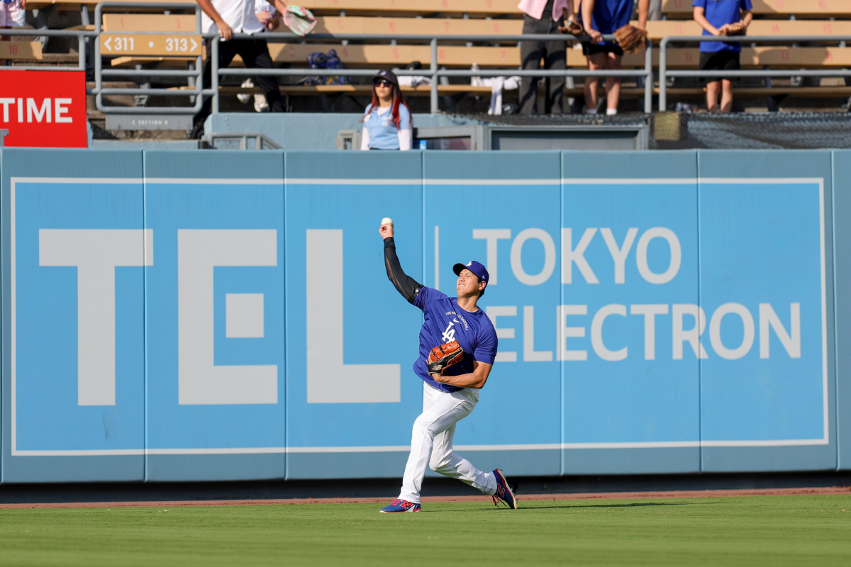 환갑 넘긴 다저스타디움, 처음으로 이름 바꾼다…'유니클로필드' 네이밍 계…