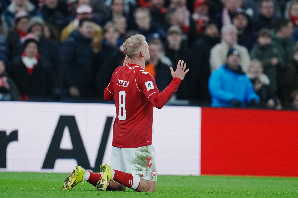 '손흥민-에릭센 절친 더비 성사?' 덴마크, 북마케도니아에 4-0 승리 …