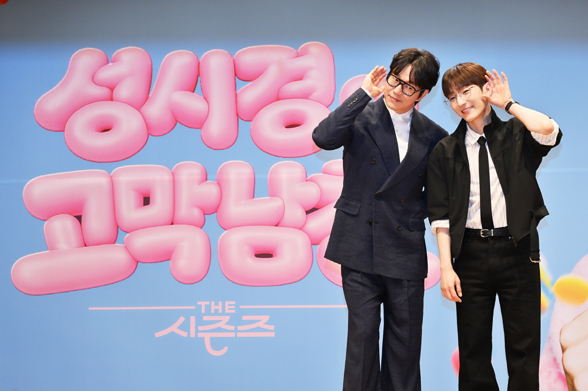 [SC현장] "효신아 꼭 나와 줘"…'고막남친' 된 성시경, 시청자 '고…