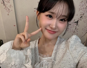 [청룡랭킹] 김다현, 3월 젠지(GenZ) 부문 1위… 정동원과 역대급 접전