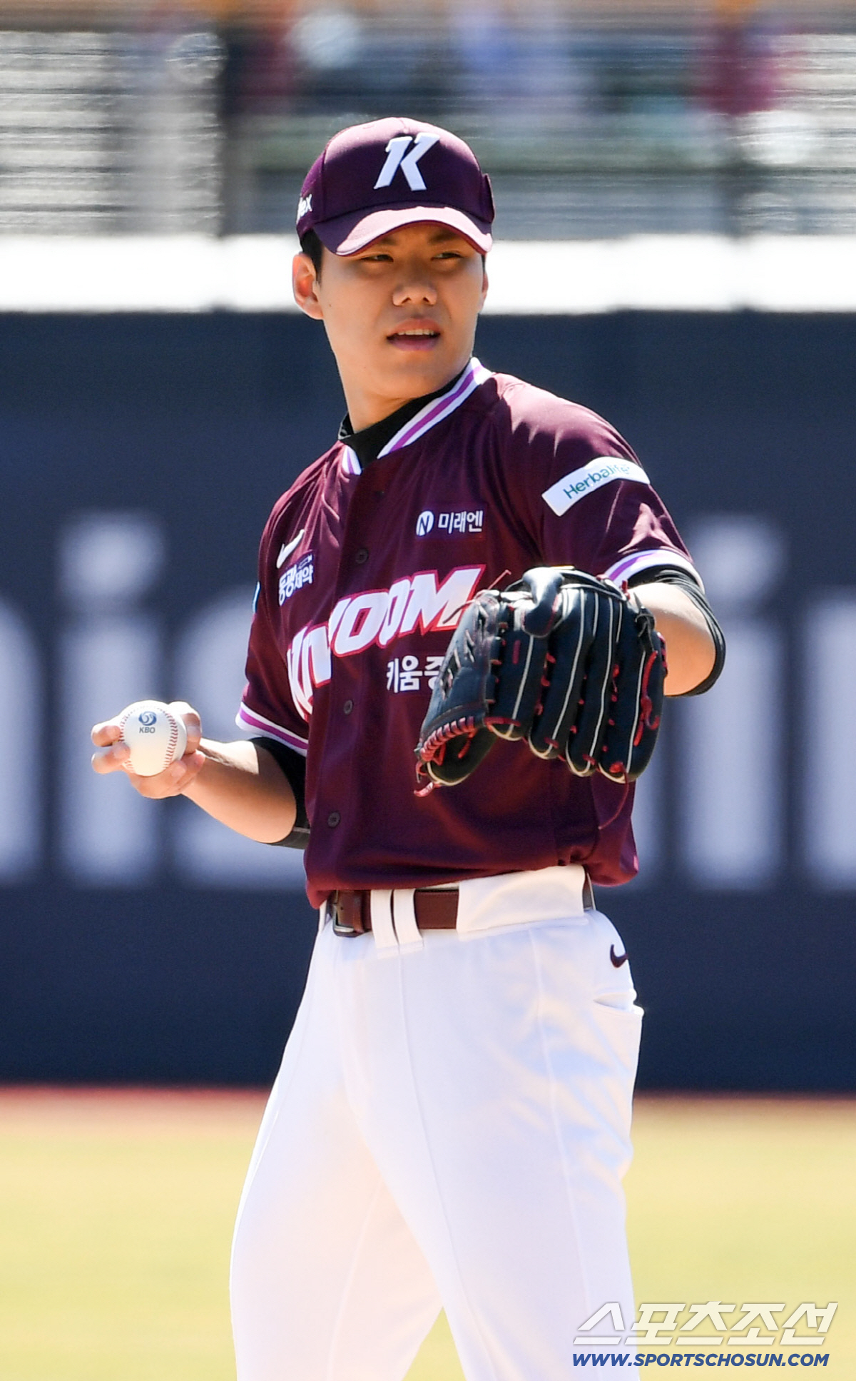 개막 하루 전, 마무리가 어깨 부상 이탈 '대충격'...불행 중 다행, …