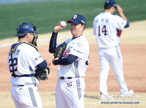 '52억 FA 왜 1군에 없나' 끝내 탈락했다 