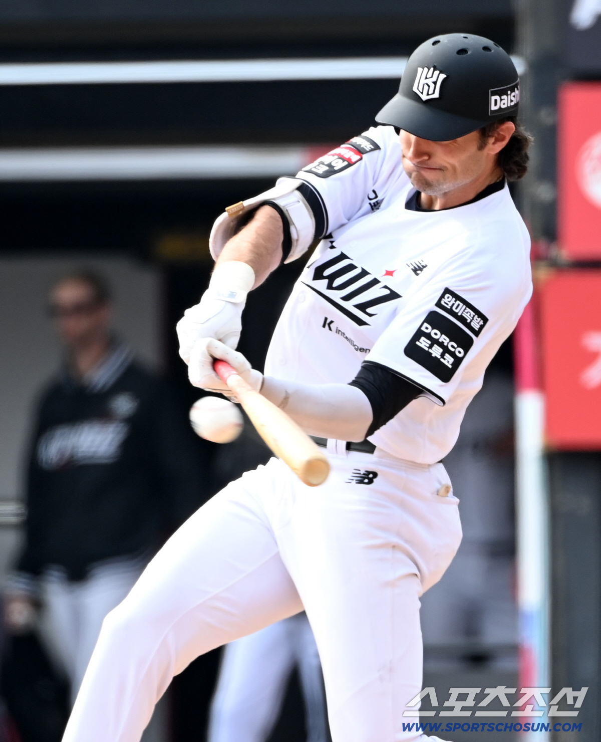 이럴수가! 작년 개막전 생존자 딱 1명. 확바뀐 뉴 KT. 감독은 "라인…