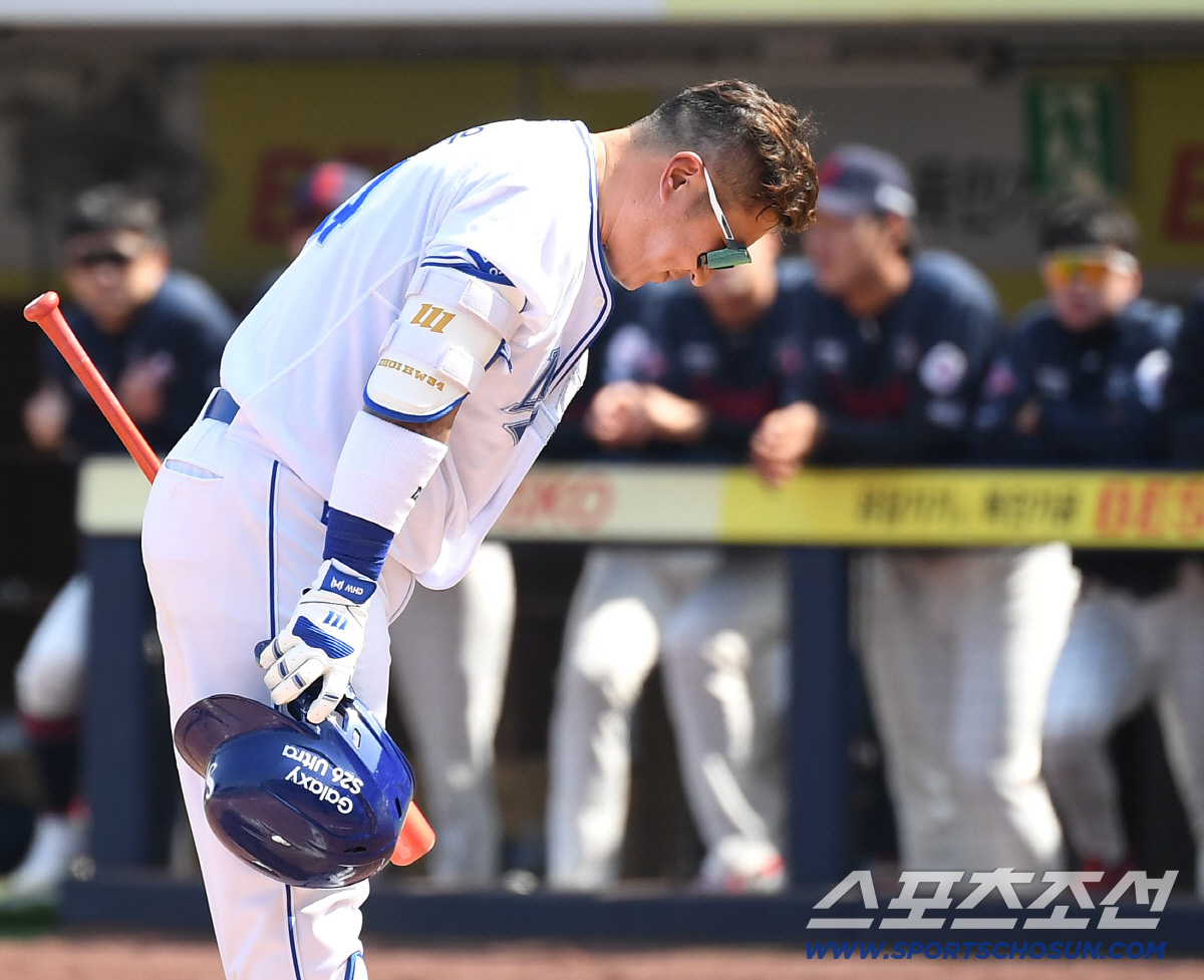 라팍이 들썩였다, 최형우가 돌아왔다, 90도인사 신고, 추신수 넘어 신기…