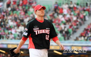 '다 잡은 개막전 날렸다' 마무리 정해영 흔들, 조상우 끝내기 폭투...KIA 9회 대참사 [인천 현장]