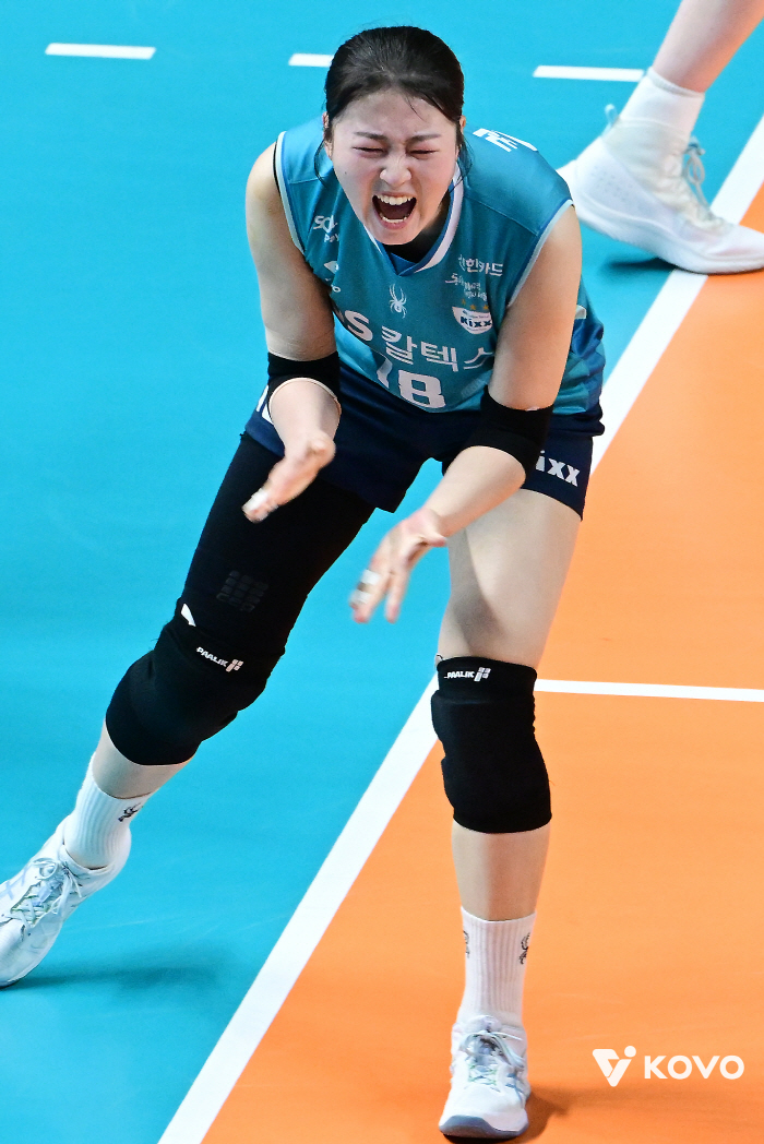 도공 나와! '괴물' 실바 32득점 고공폭격 → 2G 만에 끝난 양효진 마지막 봄배구…GS칼텍스 챔프전 진출 [장충리뷰]