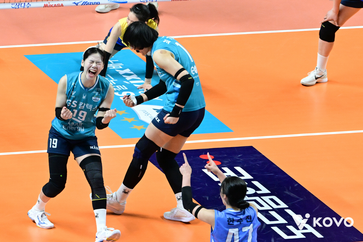 도공 나와! '괴물' 실바 32득점 고공폭격 → 2G 만에 끝난 양효진 …