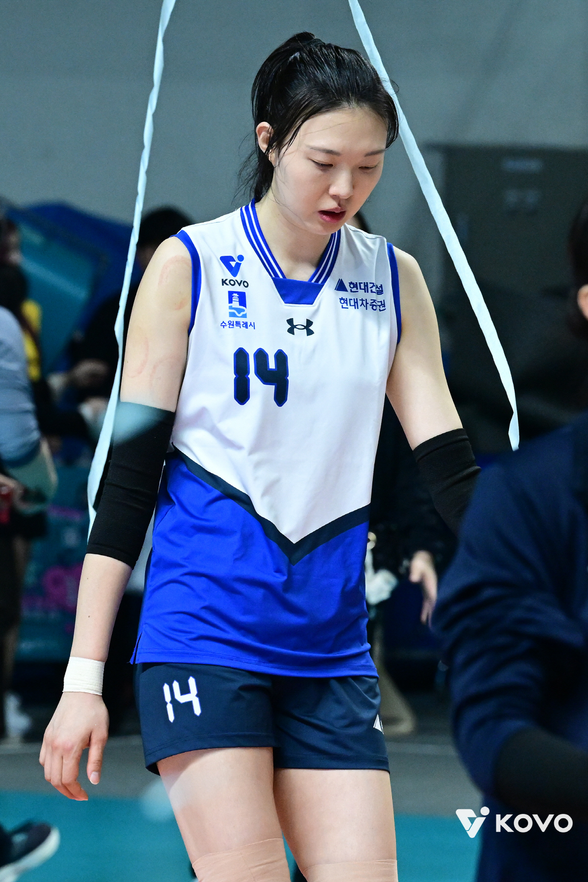 "이렇게 보내서 미안하다" 양효진의 '라스트댄스' → 김희진의 뜨거운 눈…