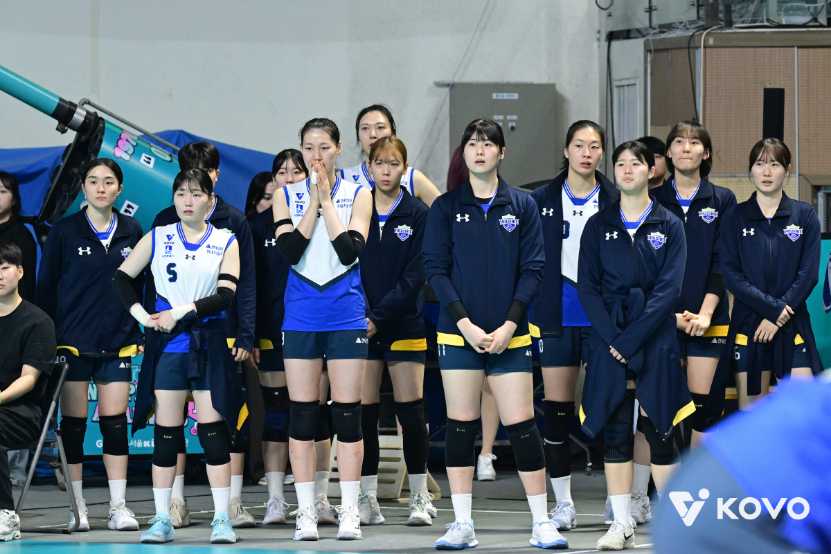 "이렇게 보내서 미안하다" 양효진의 '라스트댄스' → 김희진의 뜨거운 눈…