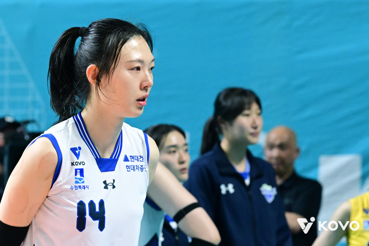 "이렇게 보내서 미안하다" 양효진의 '라스트댄스' → 김희진의 뜨거운 눈…