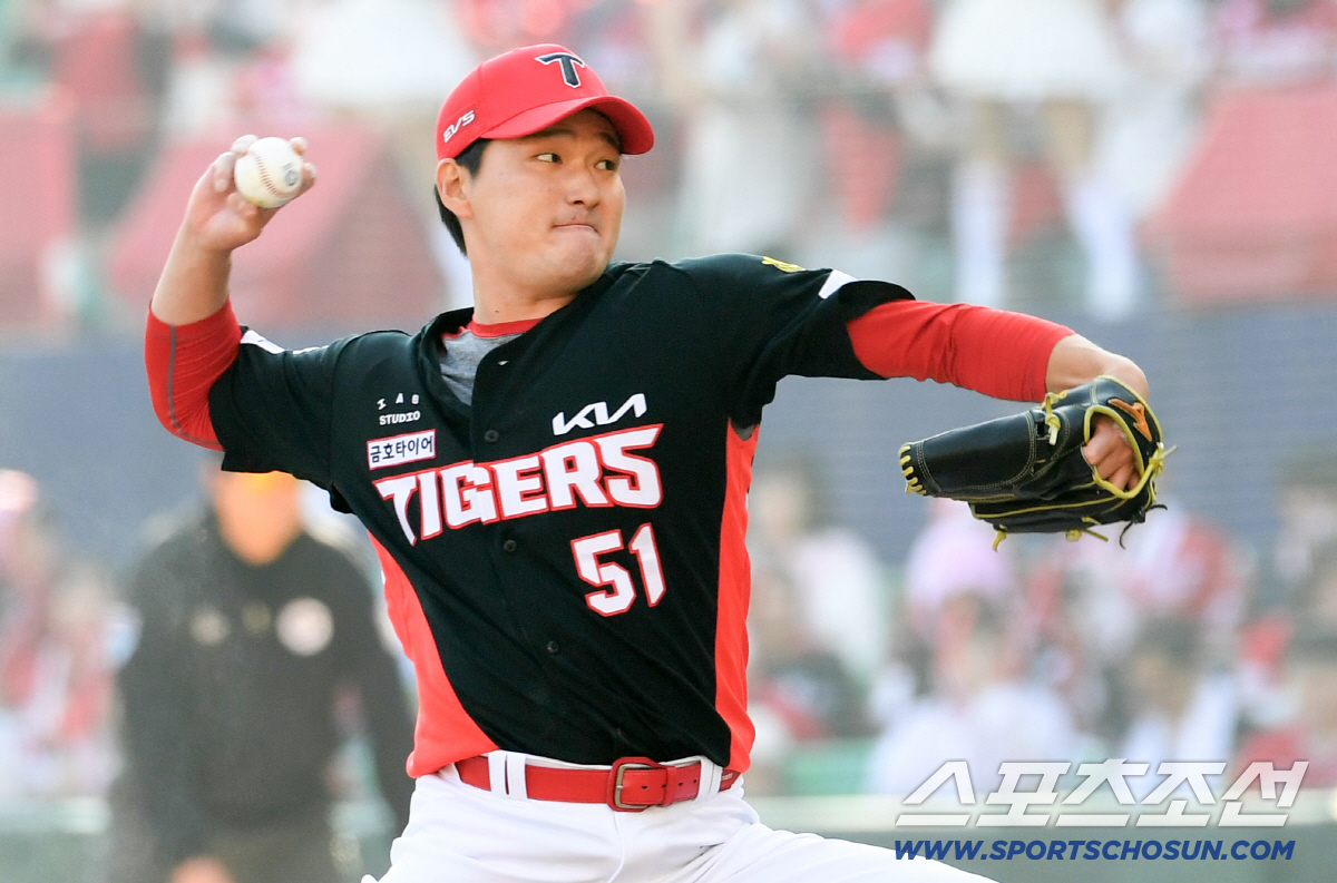 '충격 침묵' 포효했던 네일, 9회 끝내기 폭투에 할 말 잃었다 [인천 …