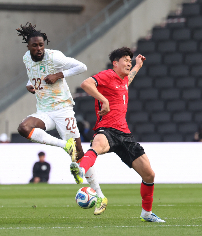 '4쿼터 축구' 첫 경험...홍명보호, 하이드레이션 브레이크 변수에 흔들렸다→3분 휴식 후 연이은 실점[코트디부아르전 전반분석]