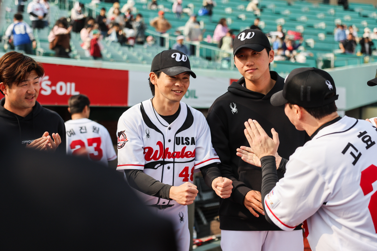 '이적생' 최형우, 최고령 신기록 세운 날, 퓨처스 최고령 투수도 신기록…