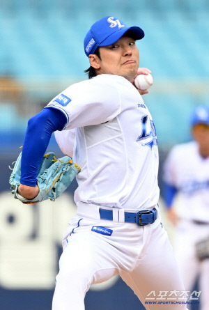 279일 만에 돌아온 39세 베테랑, 물오른 롯데 타자들 135㎞ 직구에 쩔쩔, 이래서 끝까지 기다렸구나