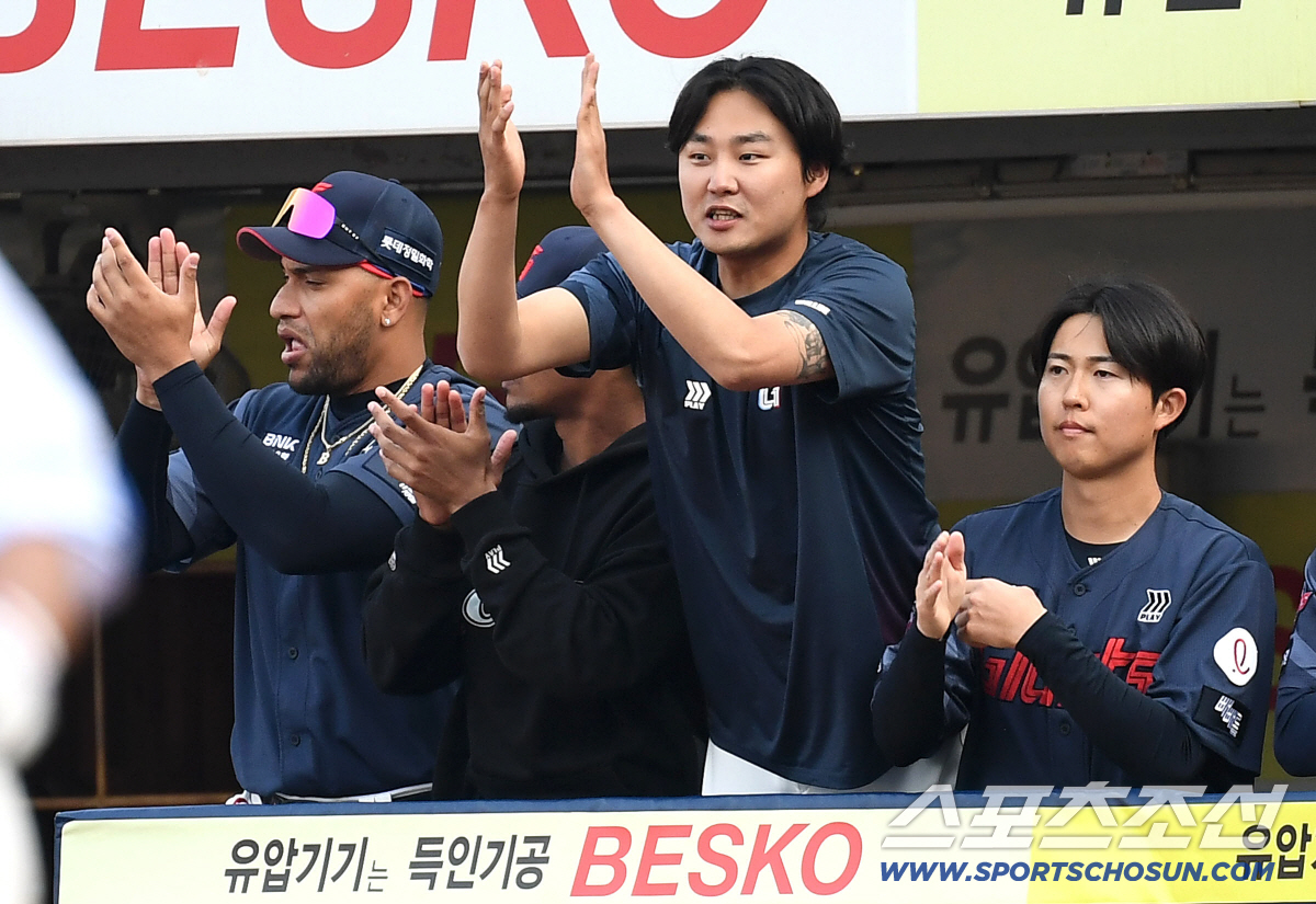 로드리게스 일단 합격점. 비슬리까지 터지면? → 롯데, 작년 '한화급 돌…